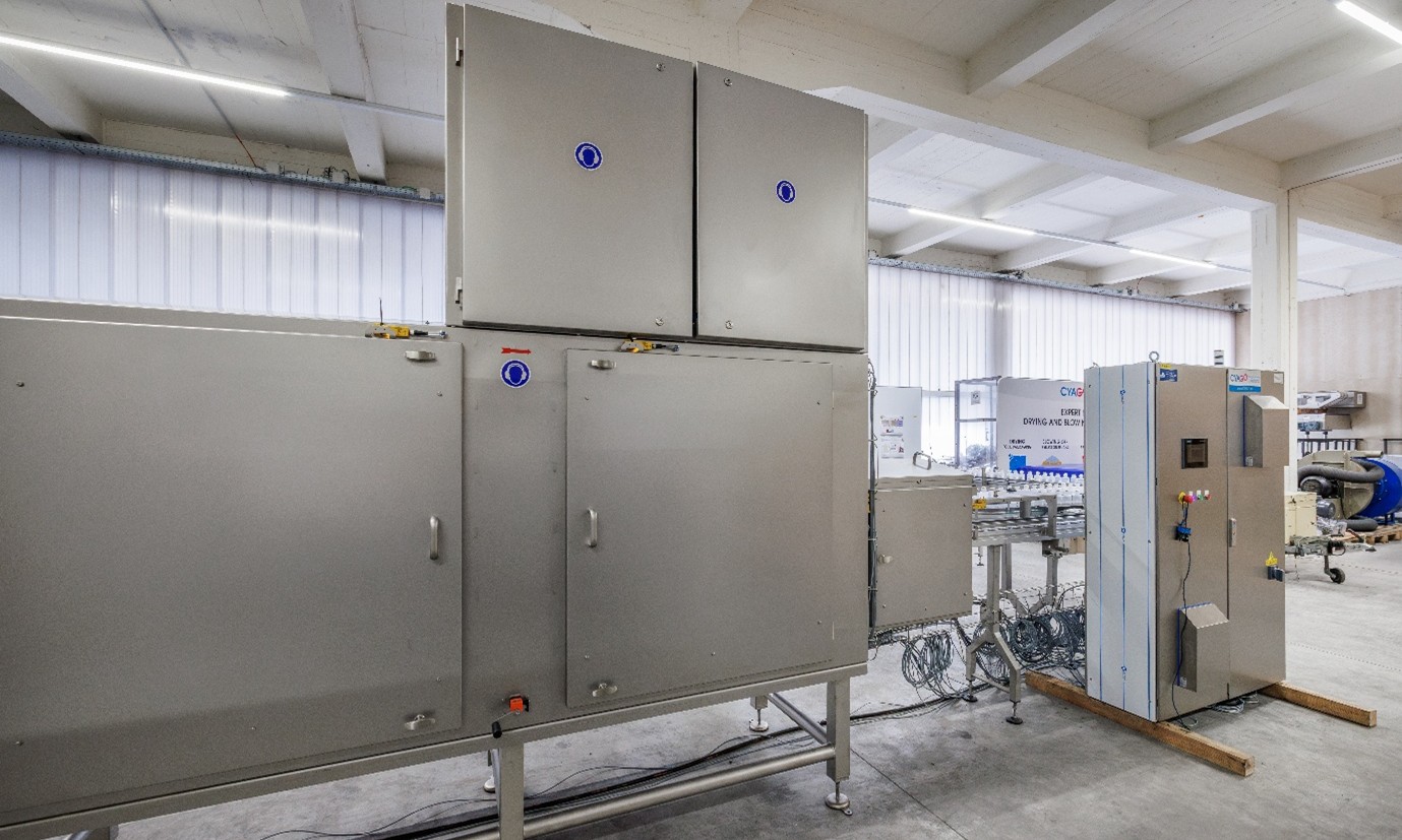 Ronair machine van CYAGO 